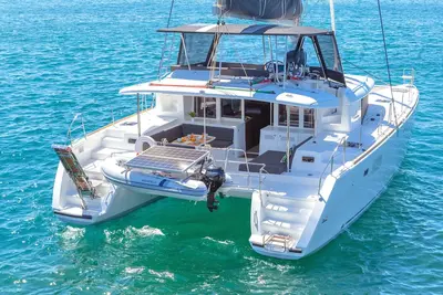 Image de Sun-Kissed Sailing Adventure in Islas Sarónicas