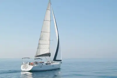 Image de Sun-Kissed Sailing Adventure in Islas Sarónicas