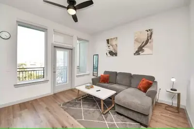 Image de Luxury Gold Heights 1br w- Skyline Views