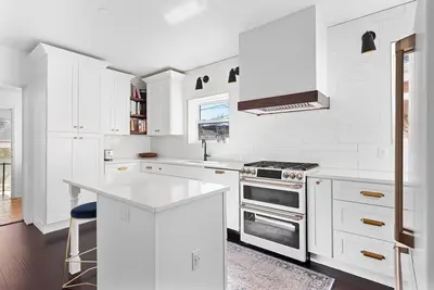 Image de Sunny Two-Story Wash Park Bungalow