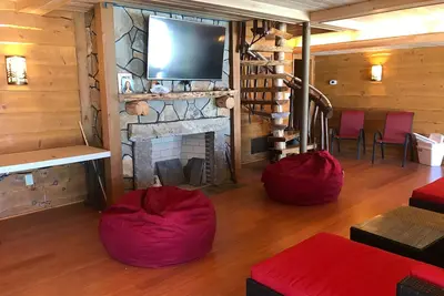 Image de Cozy Lakefront Cabin Portland - Windham area