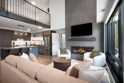 Image de New 3 King Beds  Private Baths Top Floor Views Near Banff
