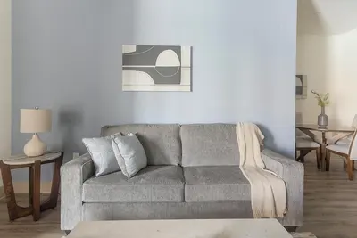 Image de Landing | Stylish 2bd, Yoga Studio, Gym