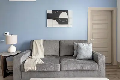 Image de Landing | Stunning 2bd, Courtyard, Gym