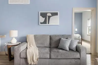 Image de Landing | Beautiful 2bd, Yoga Studio, Courtyard