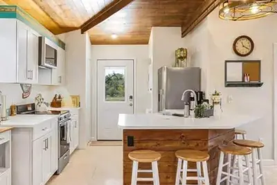 Private Cozy Modern Southwest Style Casita