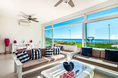 Image de Cheerful dog-friendly villa with beach views, outdoor pool, private patio, & Ac