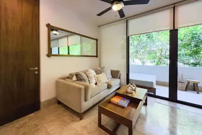 Image de Modern condo with private terrace, pool access & serene family-friendly vibe