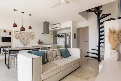 Image de Luxury apartment with Wi-Fi, rooftop pool, private balcony & premium amenities