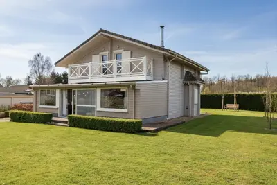 Image de Chalet familial soigné avec grand jardin