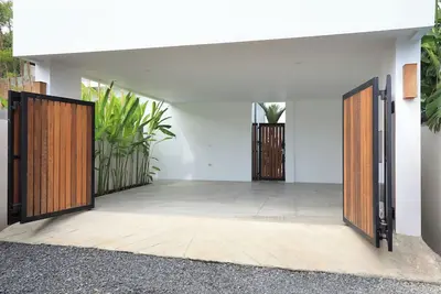 Image de 4br Pool Villa near Nai Harn Beach | CapitalPro  |  Suk-20/154 | South