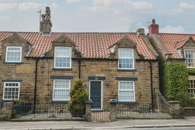 Image de 15 High Street Burniston 3-bed