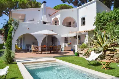 Image de Villa avec piscine à 800 mètres de la plage