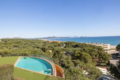 Image de Appartement avec vues spectaculaires sur la mer
