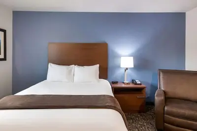 Image de Ideal for Rest and Relaxation—Cheyenne Room w/ Kitchen, Parking, Bbq Area