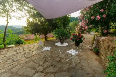Image de Appartement 'Gipsy Rose - Blue Rose' avec vue sur la montagne, jardin partagé et Wi-Fi