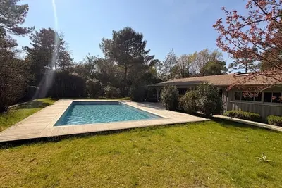 Image de Villa en bois, animaux admis - 17 pers.