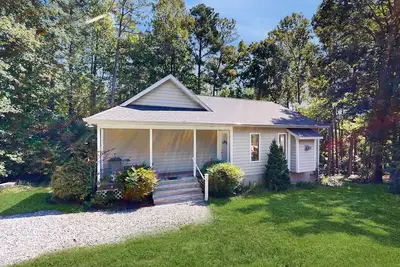 Image de Spacious pet friendly house w/private pool table, ping pong table & free Wifi