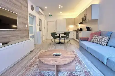 Eight Point Living Sl12 - Sliema