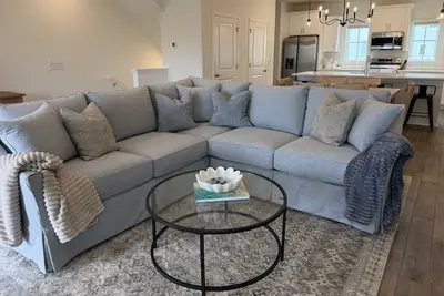 Image de New Listing! Sable Key| Brand new townhouse in Lost Key| 5 min walk to beach| Two pools| Free Golf