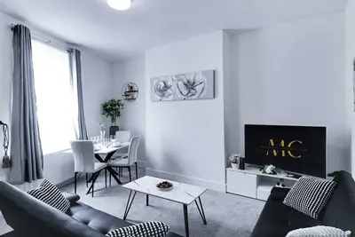 Image de Spacious Home Near Seafront, Perfect For Groups!