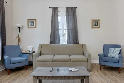 Image de Near Chattahoochee River & Shops - Central Duplex