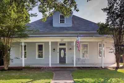 Image de Ultimate Group Stay | Private Pool | Sleeps 18 | Near Riverwalk