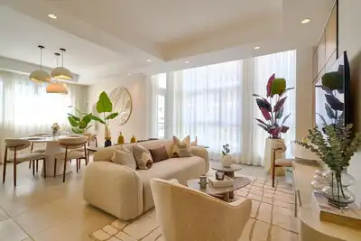 Image de ®(The~Lux~Natural~Art) @DowntownSD +Pool+Gym+2br