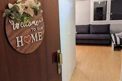 Image de Charmant studio avec vue imprenable sur la Tour Eiffel