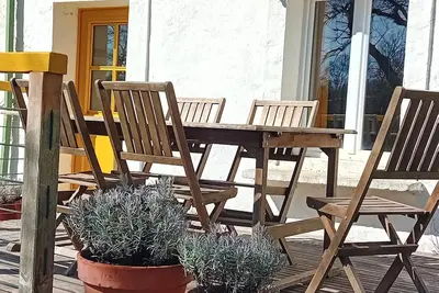 Image de Gîte en pleine nature au milieu de la ferme face au Pyrénées.