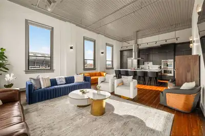 Image de Luxury Penthouse | Rooftop Deck Best Street in Otr