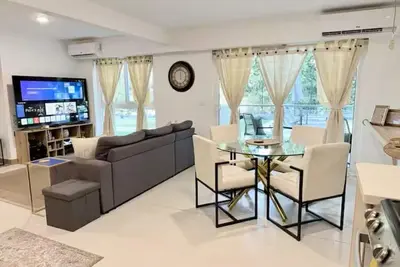 Image de Completamente nuevo y a 100 m del mar