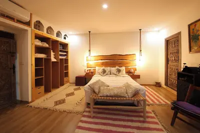 Image de Authentic Berber mountain stay with panoramic Atlas views and Moroccan food.