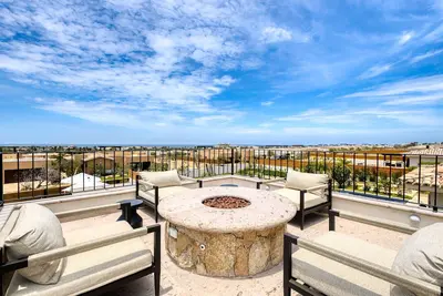 Image de Luxury Coastal Retreat - Pool & World-Class Golf