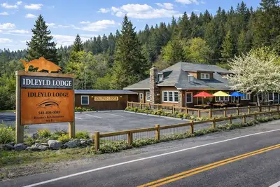 Image de Historic Lodge on the North Umpqua River