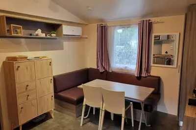 Image de Mobil home proche de mimizan dans un camping paisible