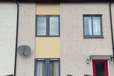 Image de Peaceful 4-bedroom house with a driveway in a charming Edinburgh neighbourhood