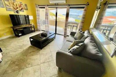 Image de Island Couples Retreat - 1 Bed Condo in Red Hook