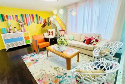 Image de Family-Baby & Kids Friendly 3br * Kingbed * Close U of A