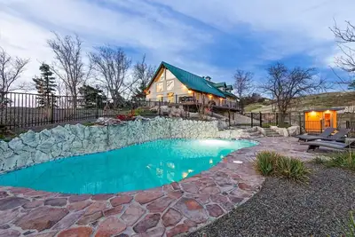 Image de #Habitue - Casa Vida Sol – Foothills Retreat | Pool, Spa & Views