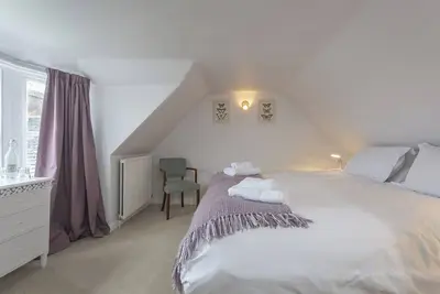 Image de Near Beach - Pets - Bbq - Fireplace - Sleeps 10