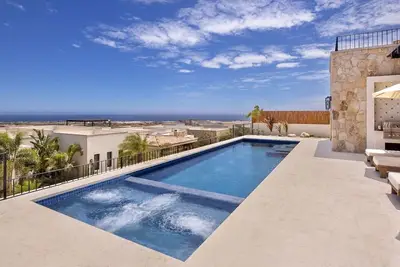 Image de New 4br Ocean View Villa with Airport Transport
