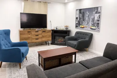 Yonge Sheppard House