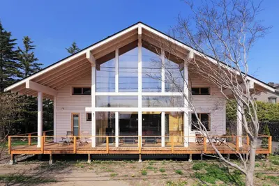 Image de Huinland log house with a view of Mt.
