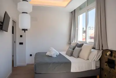 Image de 505 - A33 Signature | Penthouse | Terr | 2br | 6g