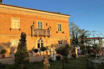 Image de Private Countryside Villa with Pool & Views – Walk to Village in Le Marche