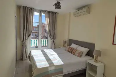 Image de New! Breathtaking views of castle hill and the mediterranean sea