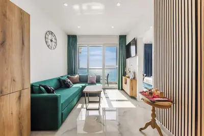 Image de The Butterfly Apartment | Seafront & Amazing Views by PikHost