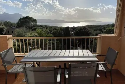 Image de Appartement vue mer / baie de Calvi