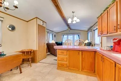 Image de Serene Getaway Centrally Located in the Flx